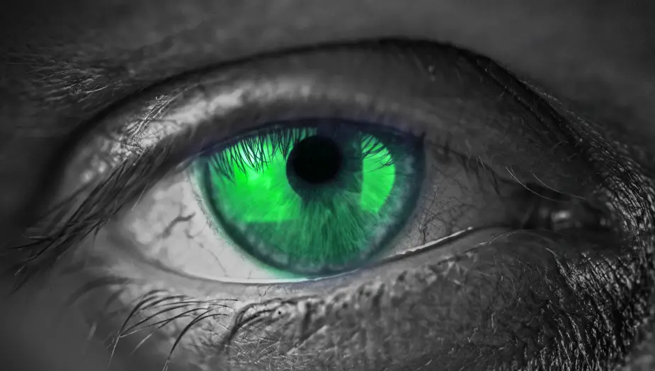 scary green eyes and how to get them